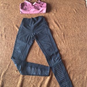 alo small leggings,and medium top see all picture